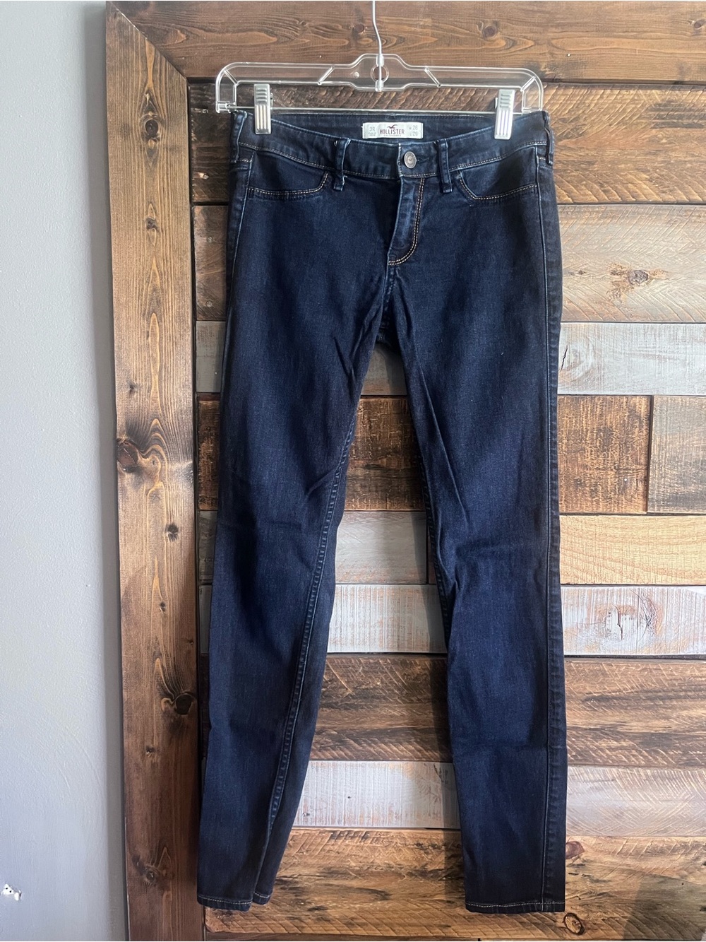 Hollister Dark Indigo super Skinny Jeans - Slim Fit 3R